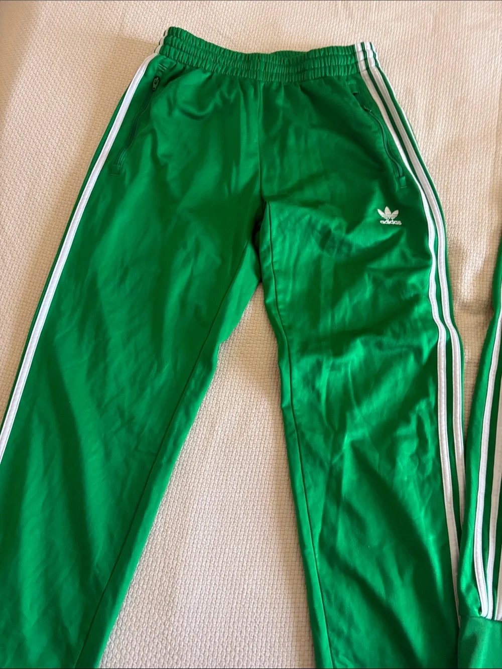 adidas Green Men Track Jacket & Joggers with White Stripes - Picture 8 of 10